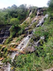 Cachoeira Véu da Noiva em carrancas o que fazer em carrancas: Cachoeira Véu da Noiva (Cabeceira)