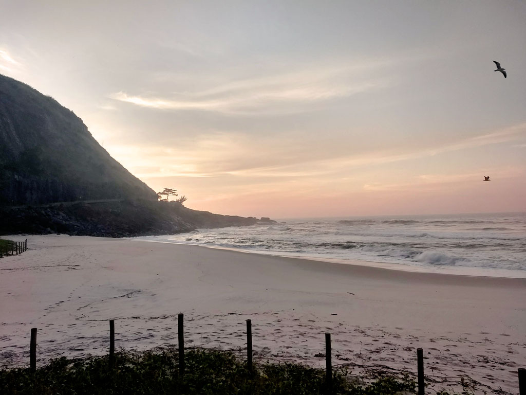 Amanhecer na Prainha - Rio de Janeiro