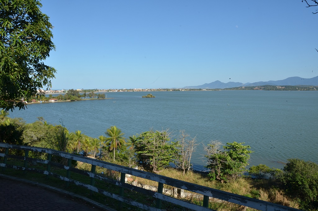 Mirante Morro da Cruz com vista para a Lagoa de Saquarema
