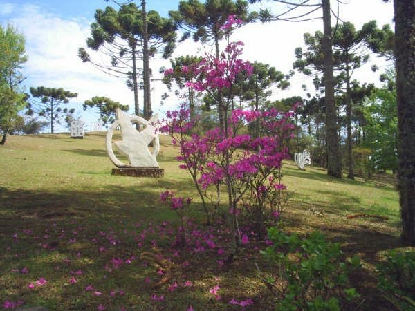 Inclua no seu Roteiro Campos do Jordão o Museu Felícia Leirner