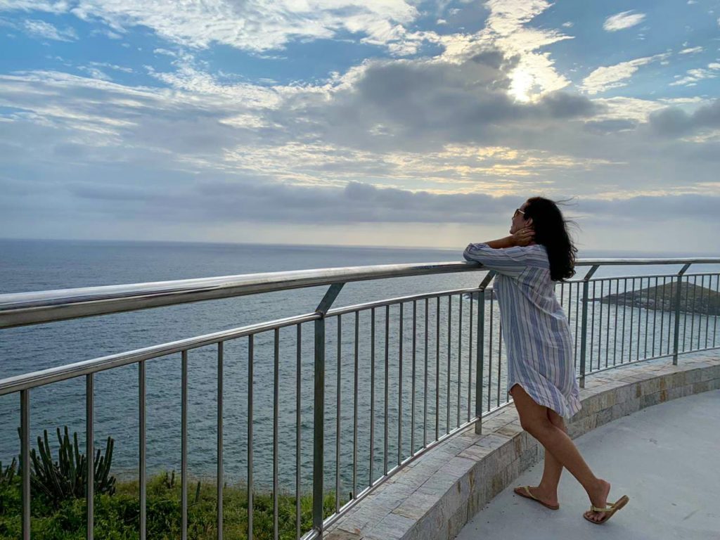 Mirante do Pontal do Atalaia em Arraial do Cabo