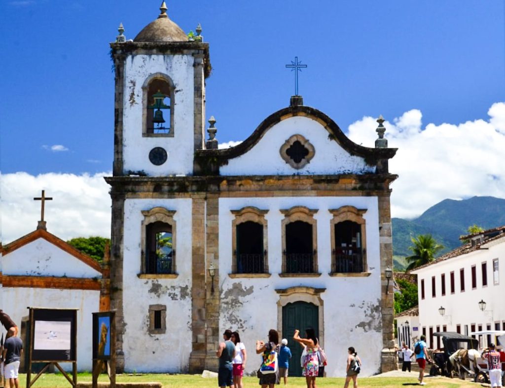 O que fazer em paraty? Visitar a Igreja de Santa Rita 