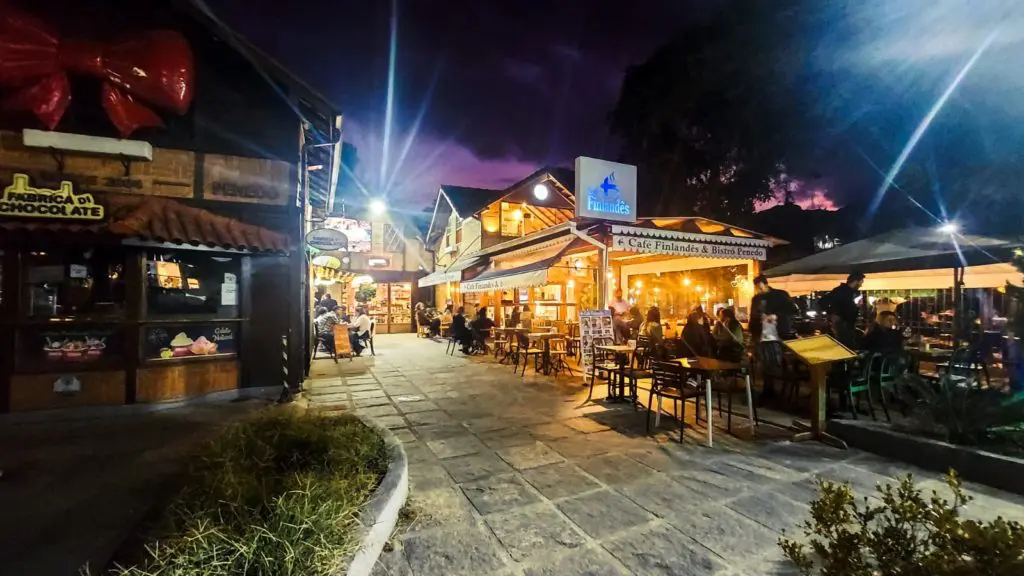O que fazer em Penedo a noite