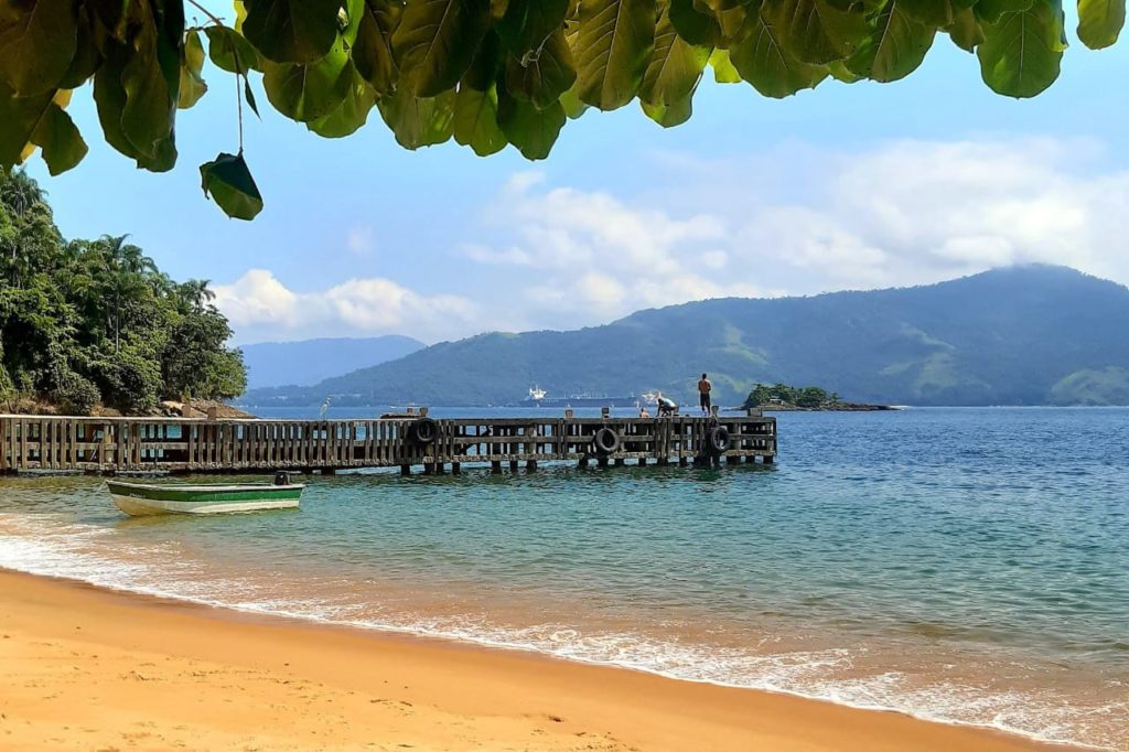 Praia de Japariz: parada para almoço em ilha grande