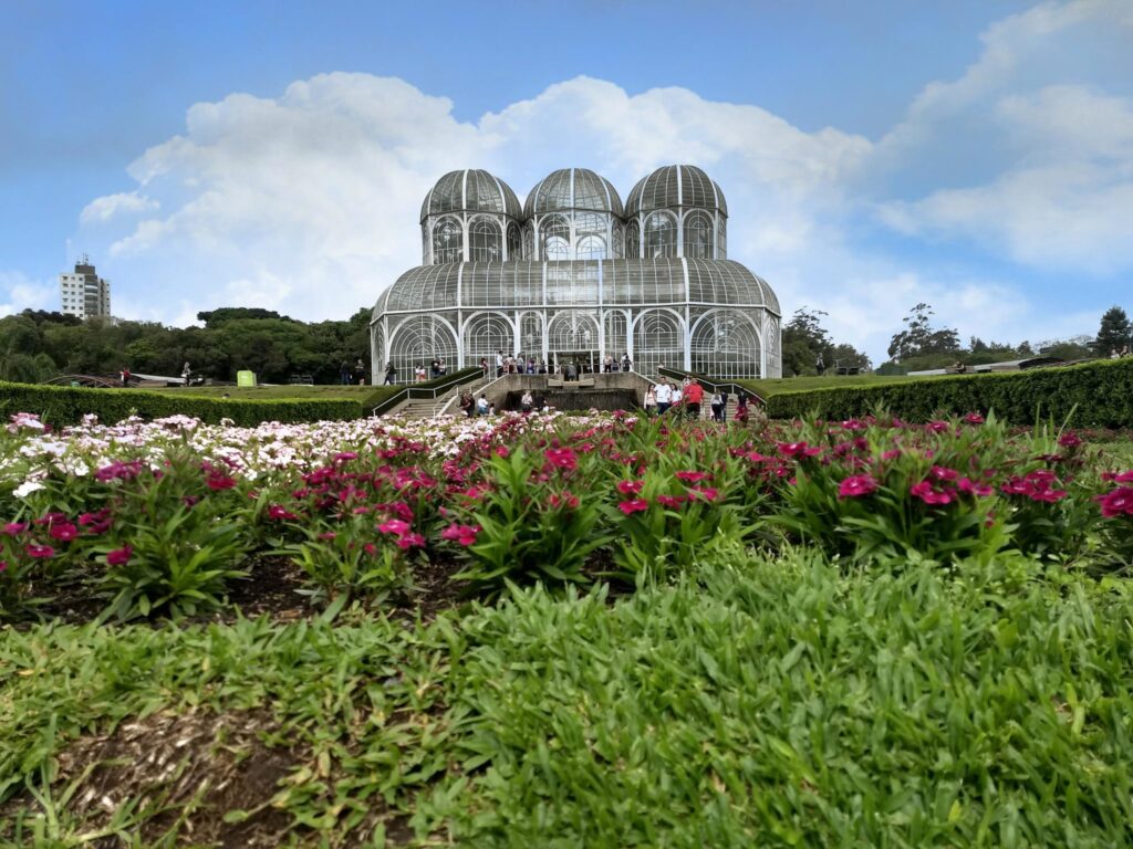 O que fazer em Curitiba em 3 dias? visitar o Jardim Botânico de Curitiba