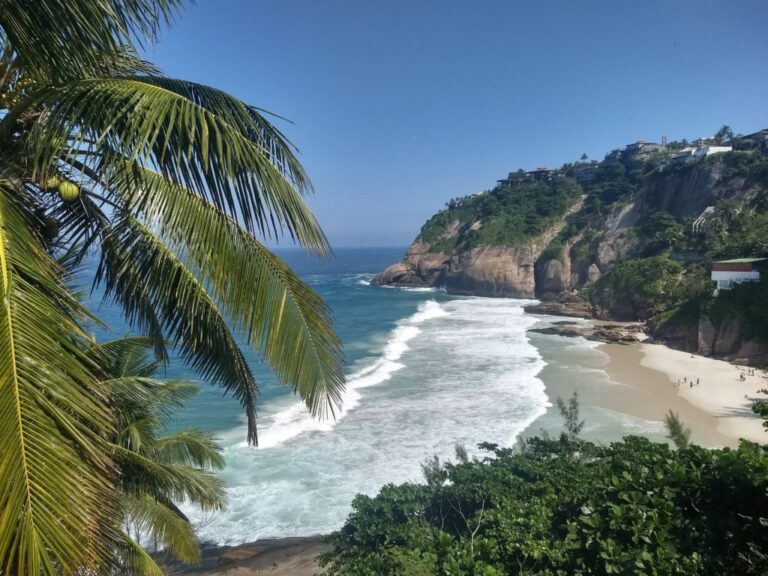 praias no Rio de Janeiro fora da Zona Turística