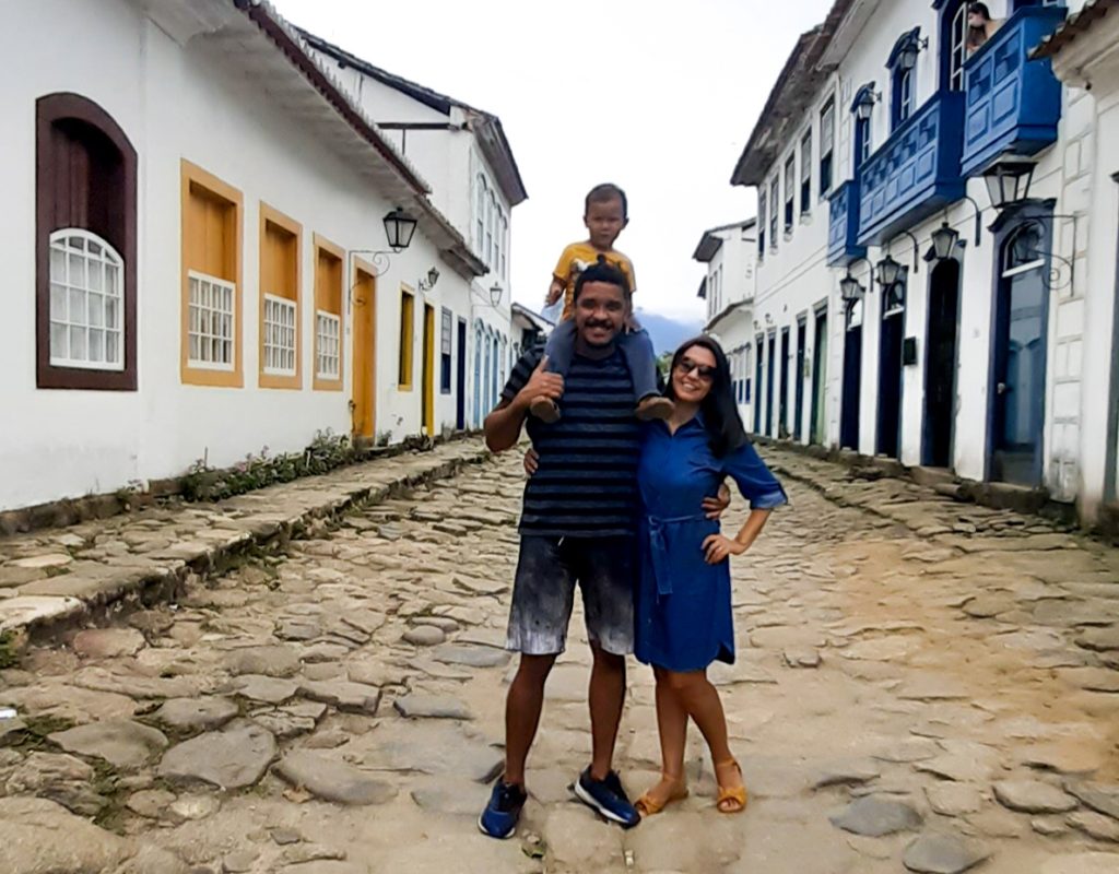 paraty com crianças: Passear com as crianças no centro histórico é uma delícia