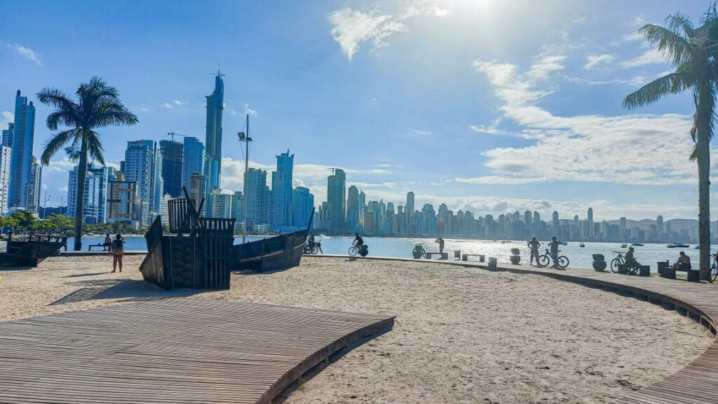 Praia Central em Balneário Camboriú