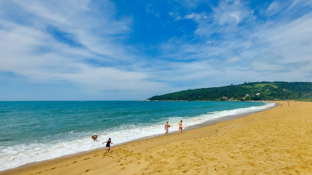 Praia de Taquaras em Balneário Camboriú