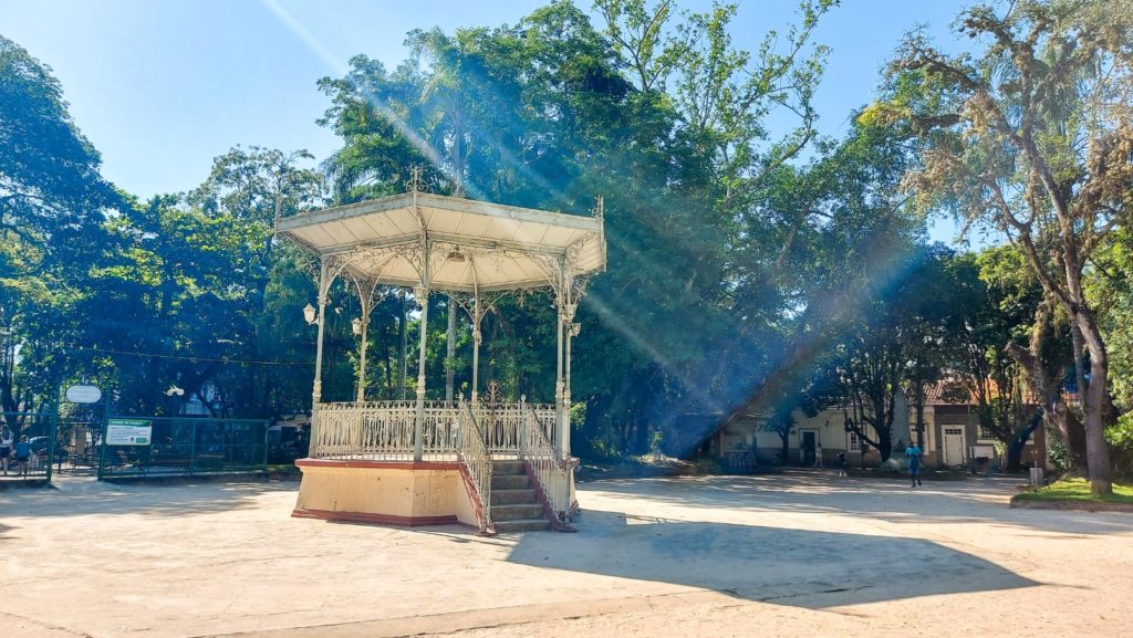 O que fazer em Valença: visitar a Praça Visconde do Rio Preto - Jardim de Cima