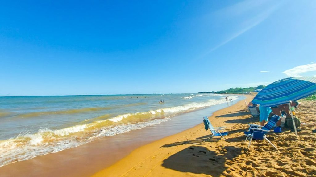 Praia de Manguinhos em Serra no ES