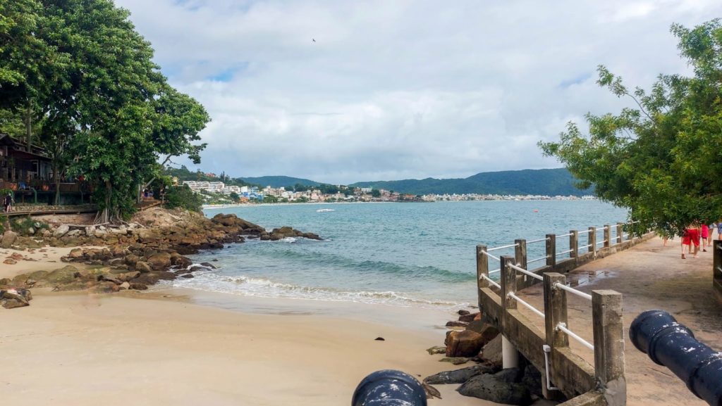 Praia do Trapiche em Bombinhas