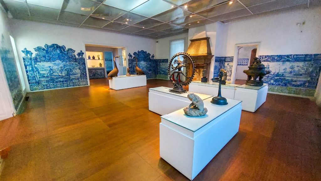 Coleção de Arte Oriental e Azulejos no Museu do Açude