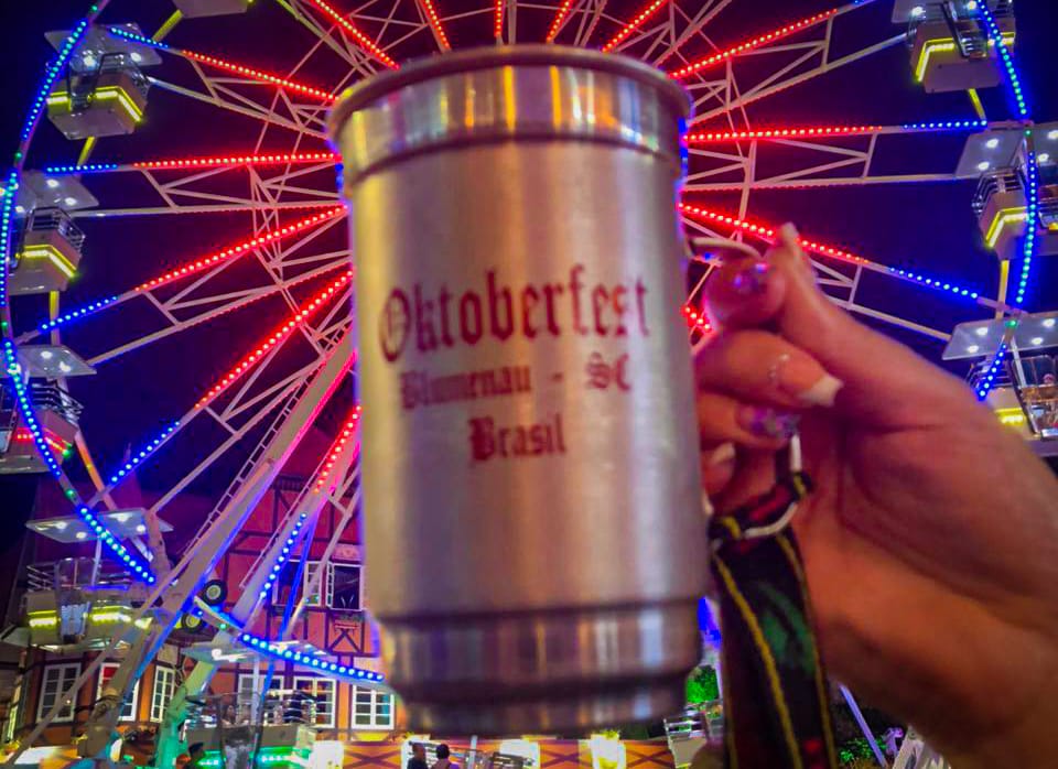 Roda Gigante na Oktoberfest Blumenau