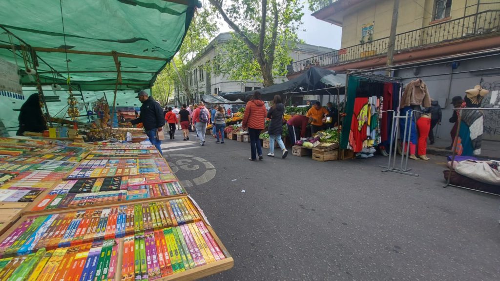 Feira Tristan Narjava em Montevidéu