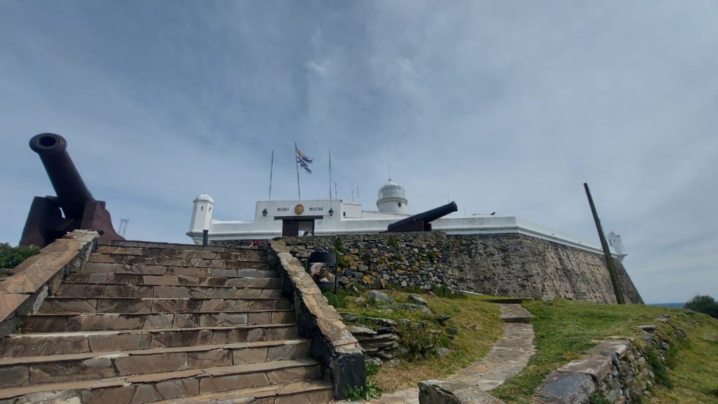 Fortaleza Del Cerro