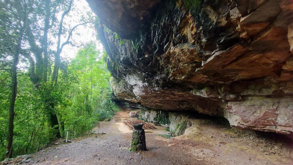 Gruta Nossa Senhora De Lourdes da Terceira Légua