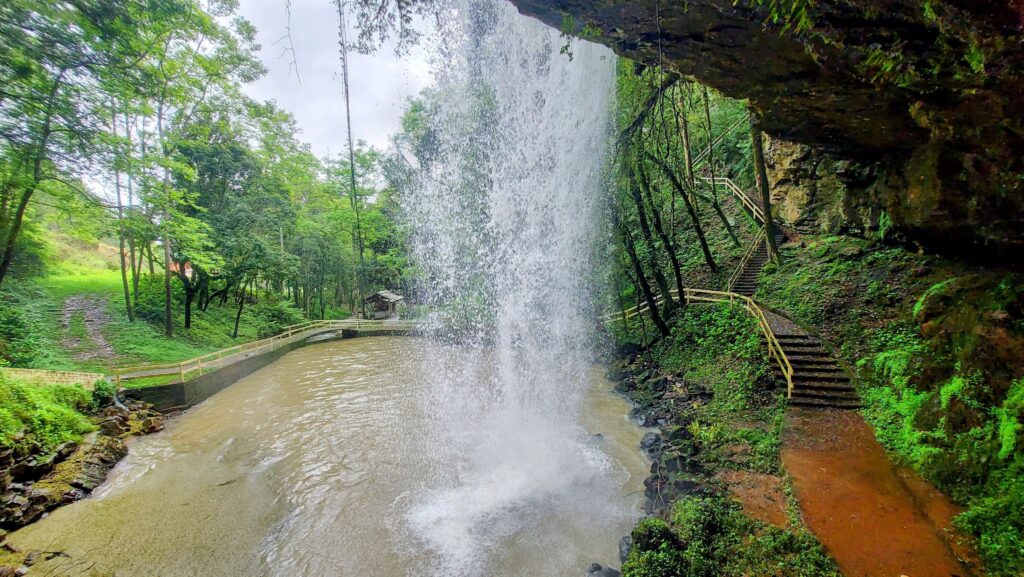 Parque da Gruta em Otávio Rocha