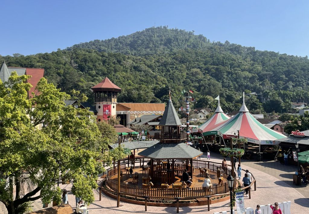 Alles Park visto a partir da roda gigante - Karussel