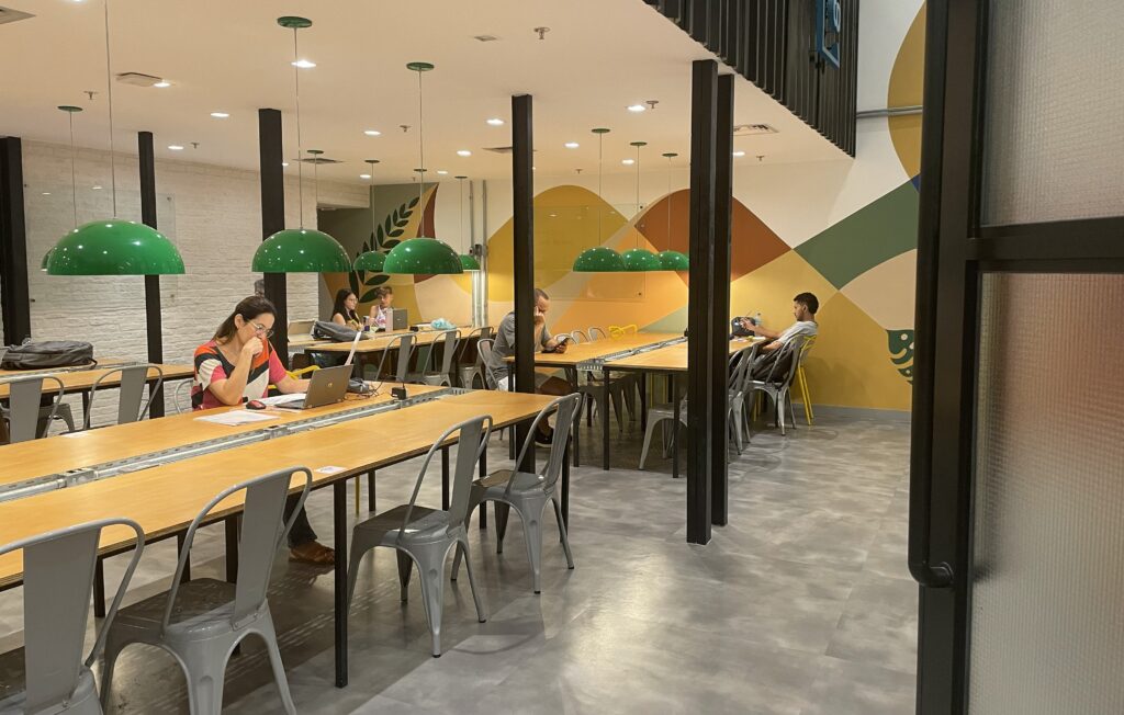 Espaço Coworking do Via Parque