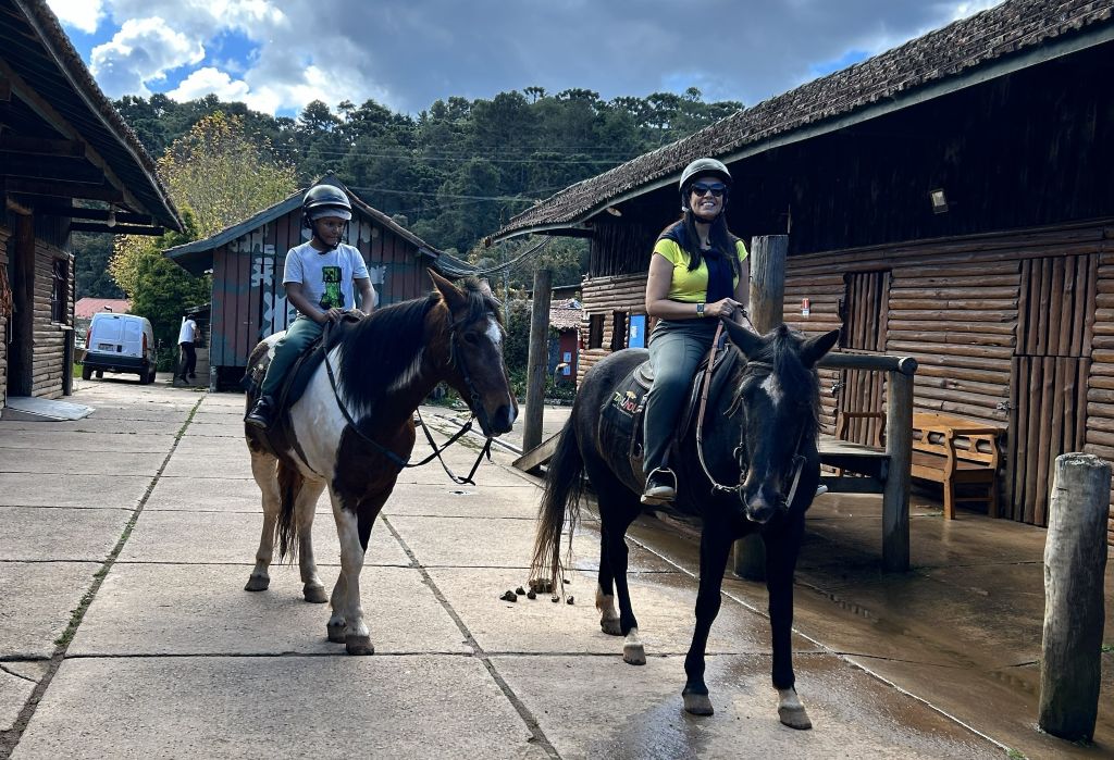 Passeio a Cavalo no Parque Tarundu